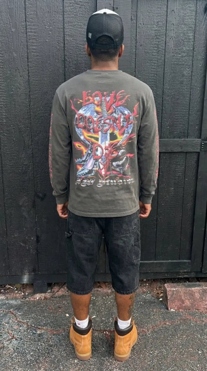 Graphic T-shirt - Long Sleeve - Alleyway StudiosGraphic tee932g5-S-Vin62-FRO-1_1