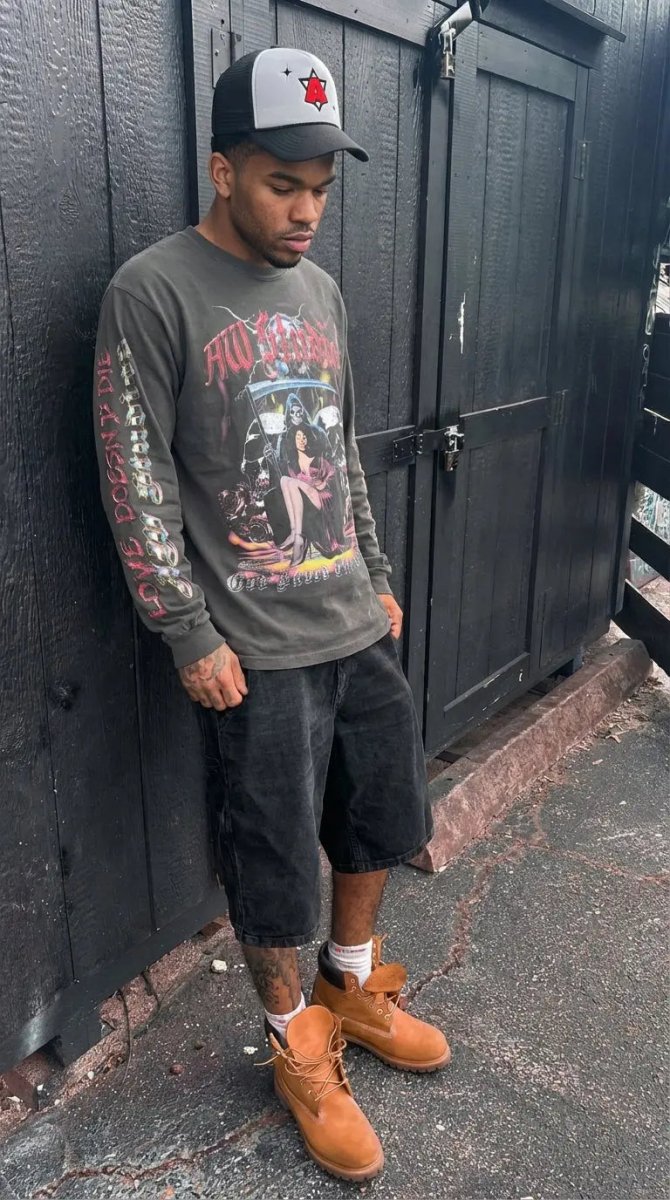 Graphic T-shirt - Long Sleeve - Alleyway StudiosGraphic tee932g5-S-Vin62-FRO-1_1