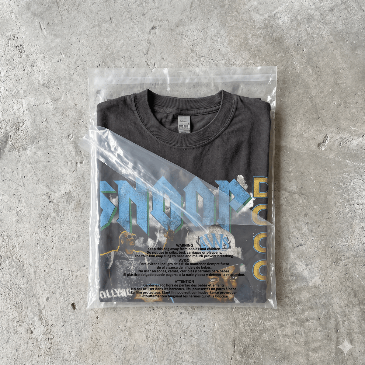 Snoop Dogg Smokers Club Vintage Collage Tee - Alleyway StudiosGraphic teegloMa-S-Vin62-FRO-1_1